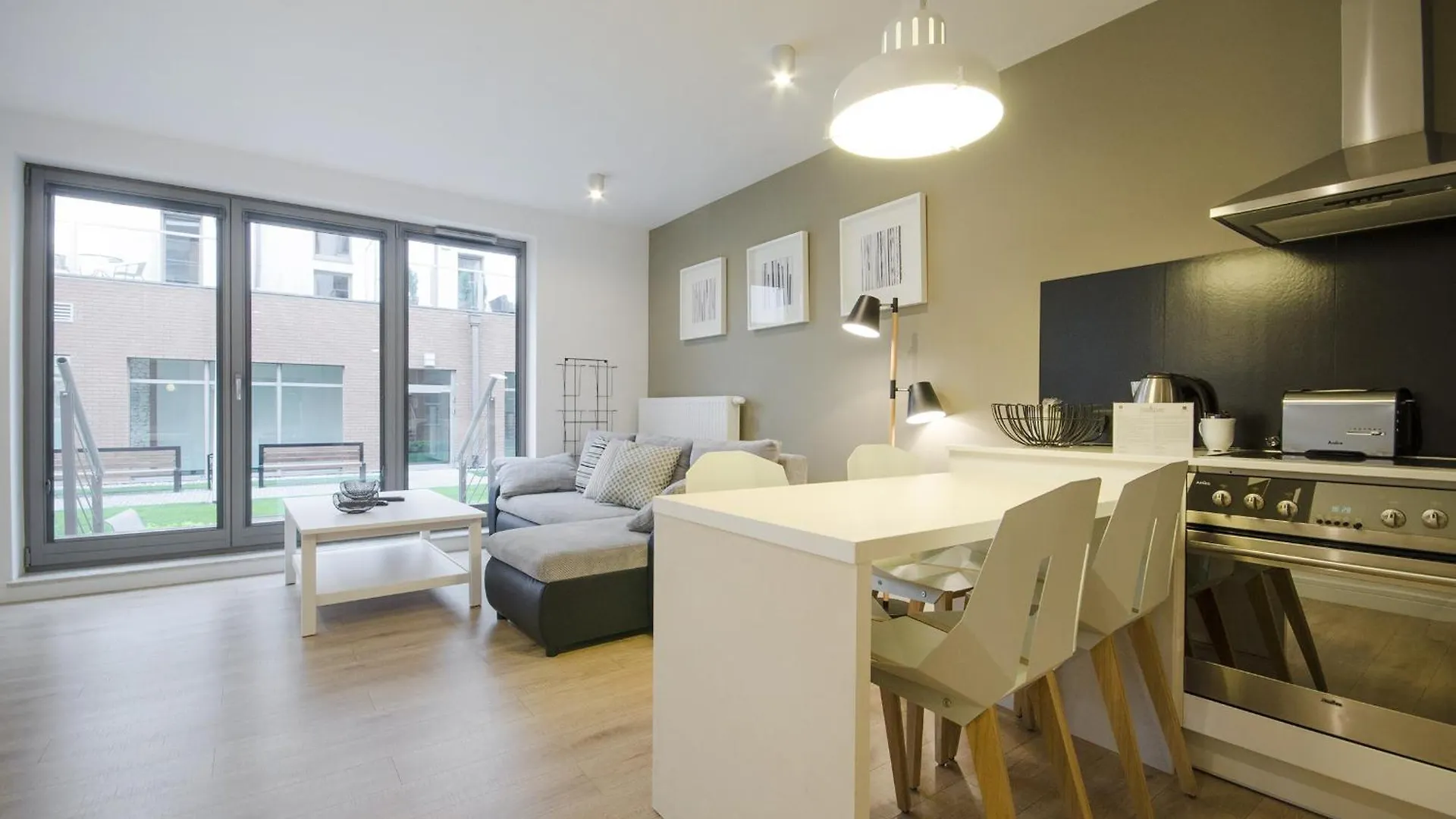 Waterlane Riverside - Spa, Pool, Gym & Parking By Downtown Apartments Gdańsk