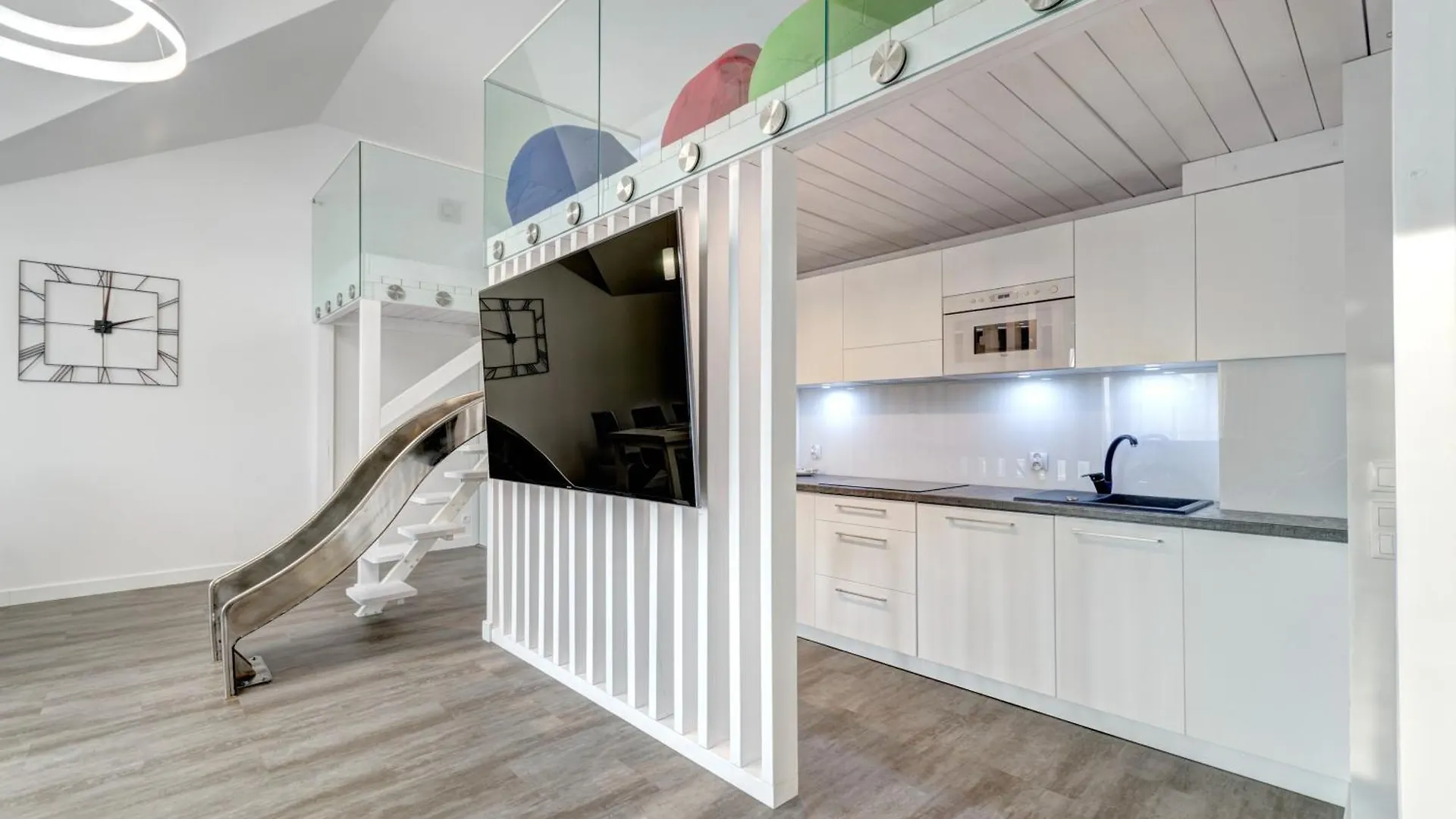 Waterlane Riverside - Spa, Pool, Gym & Parking By Downtown Apartments Gdańsk 0*,
