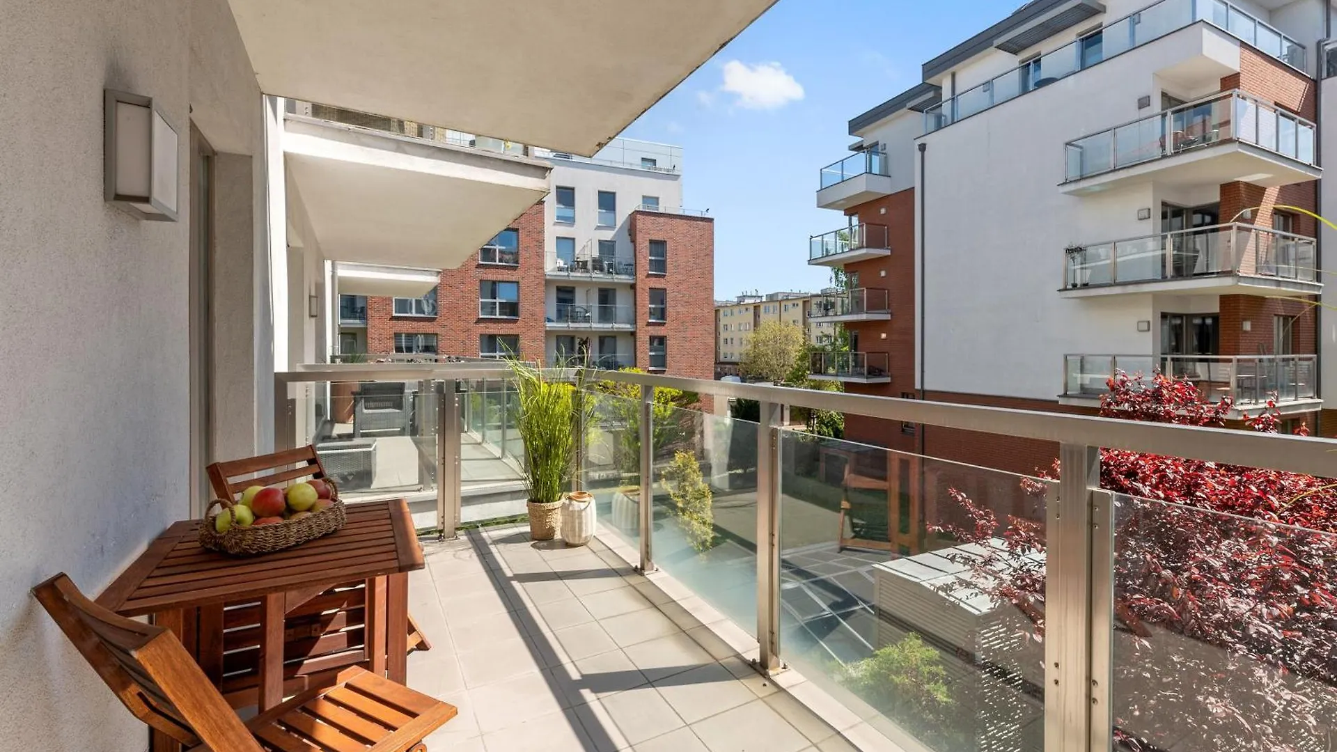 Waterlane Riverside - Spa, Pool, Gym & Parking By Downtown Apartments Danzig