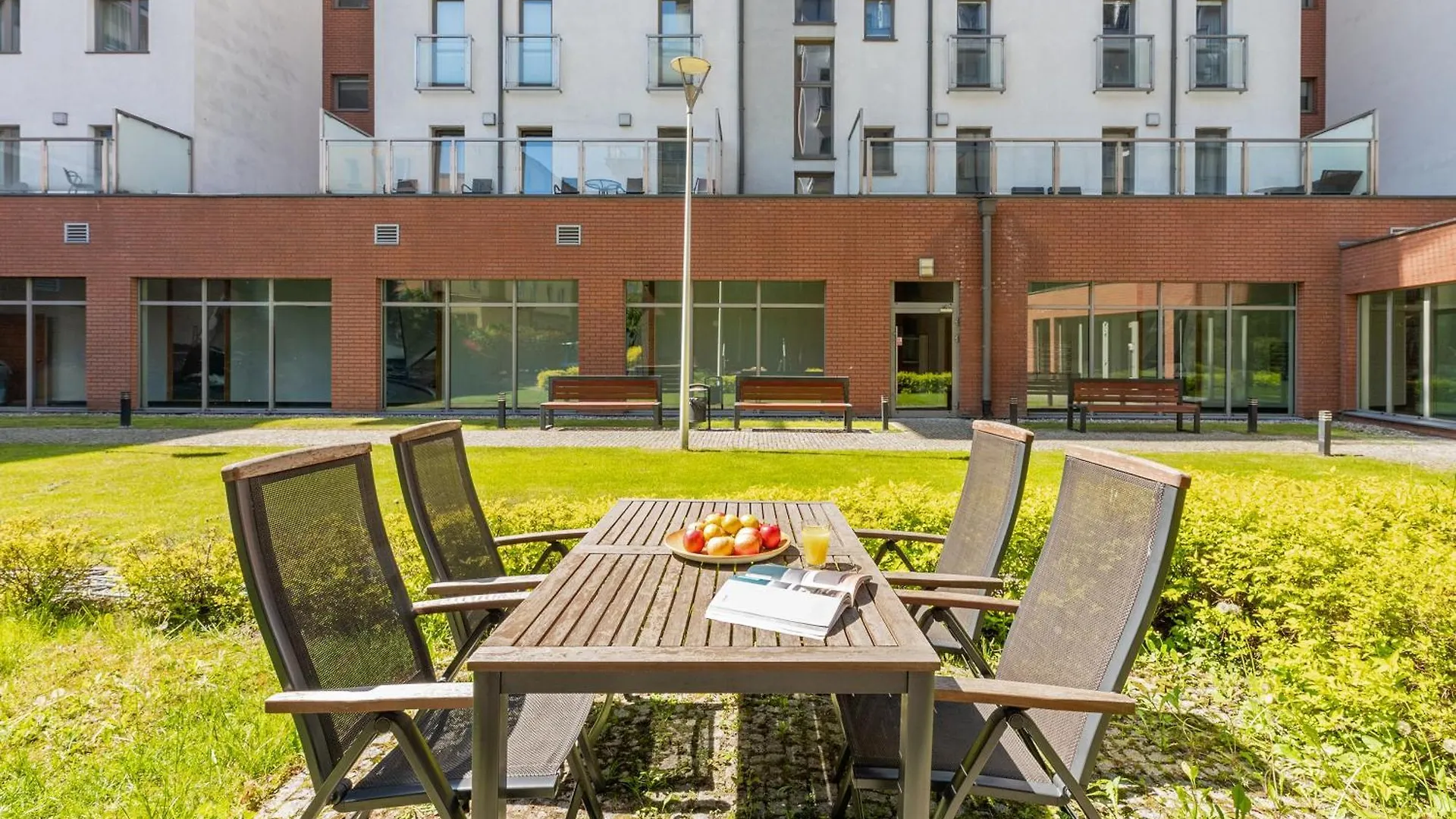 Waterlane Riverside - Spa, Pool, Gym & Parking By Downtown Apartments Danzig