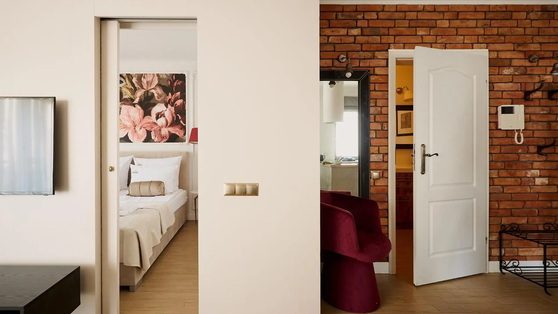 Waterlane Riverside - Spa, Pool, Gym & Parking By Downtown Apartments Gdansk
