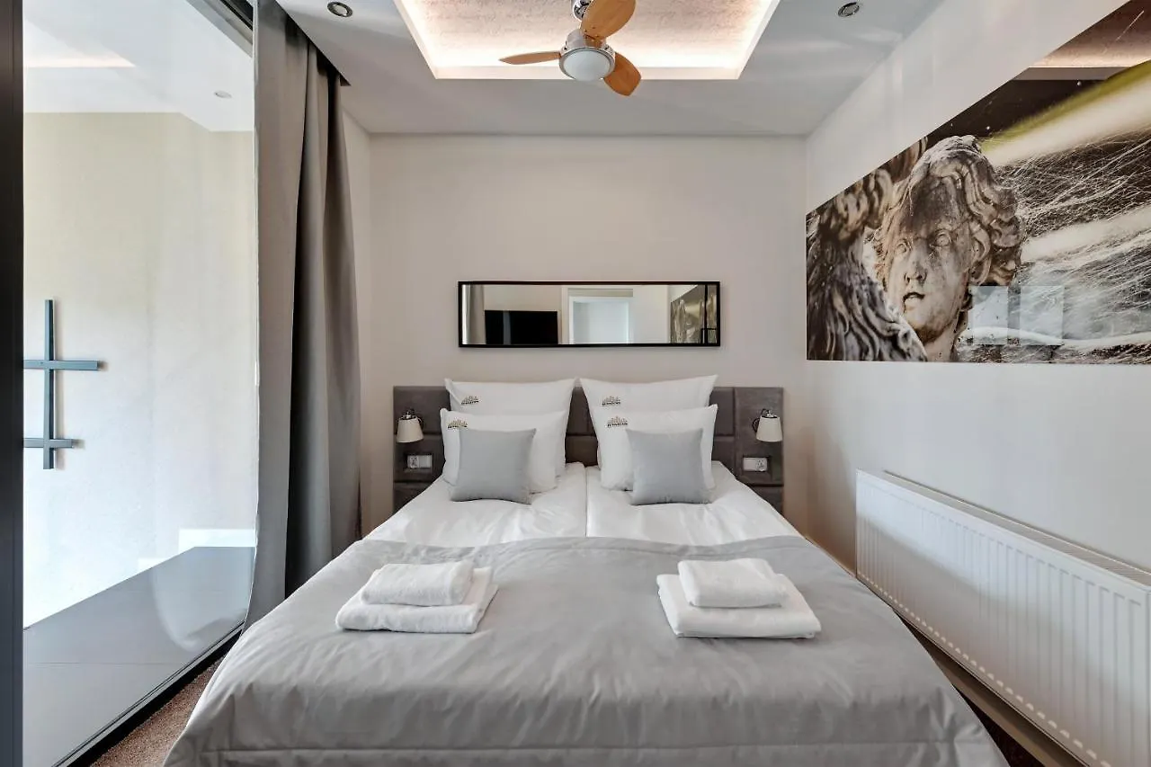 Waterlane Riverside - Spa, Pool, Gym & Parking By Downtown Apartments Gdańsk 0*,  Pologne