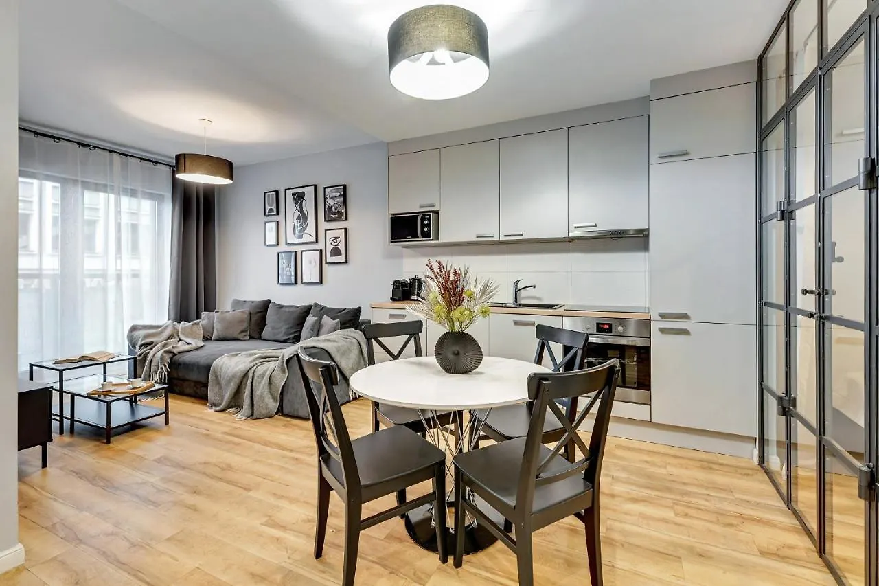 Waterlane Riverside - Spa, Pool, Gym & Parking By Downtown Apartments Gdansk Poland
